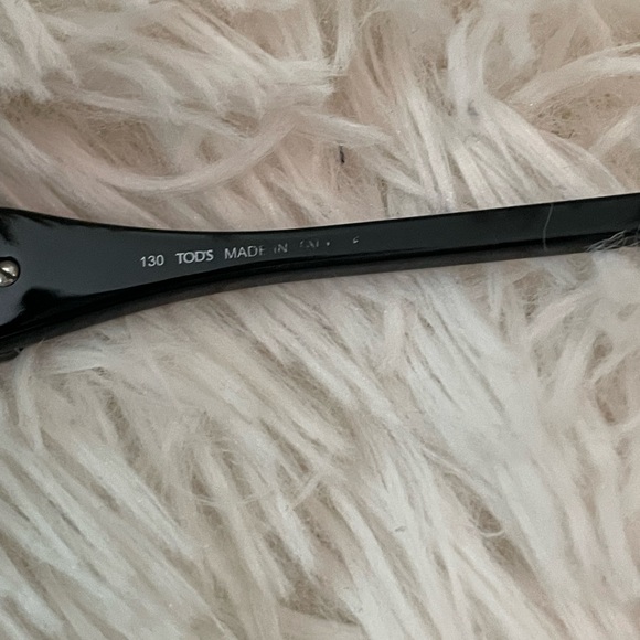 Gorgeous Tod’s oversized sunglasses - Picture 5 of 13